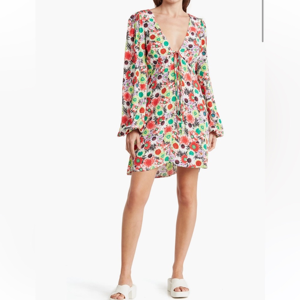 AGRM Brand new long sleeve mini dress small